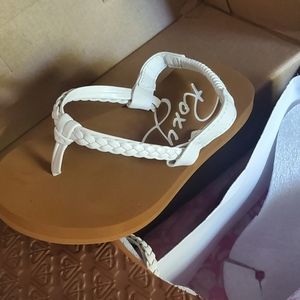 Toddler white braided Roxy sandals NWT